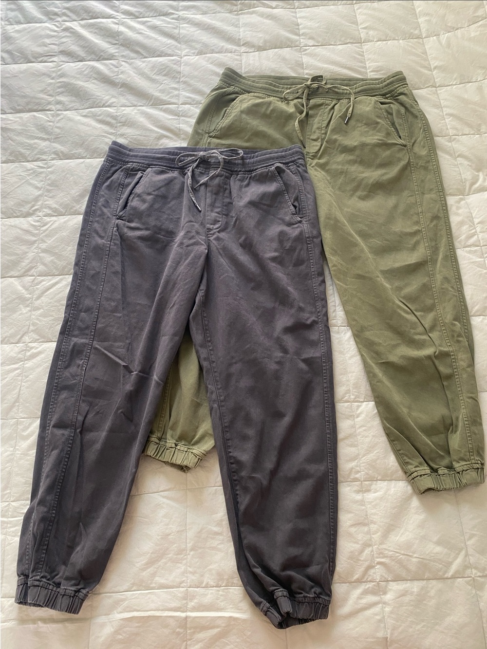 GAP 2 Pairs Garment Dyed Olive Green & Charcoal Women's Drawstring Joggers
